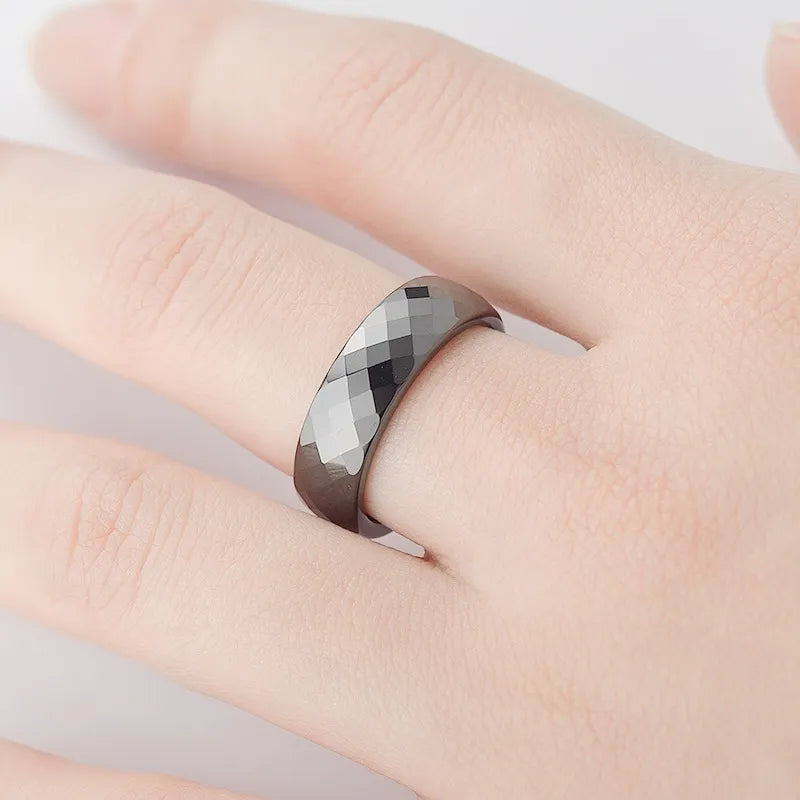 GeoChic Ceramic Ring